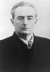 Dziga Vertov nach Empfang des Ordens "Roter Stern"