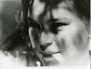 Junge Frau in Großaufnahme